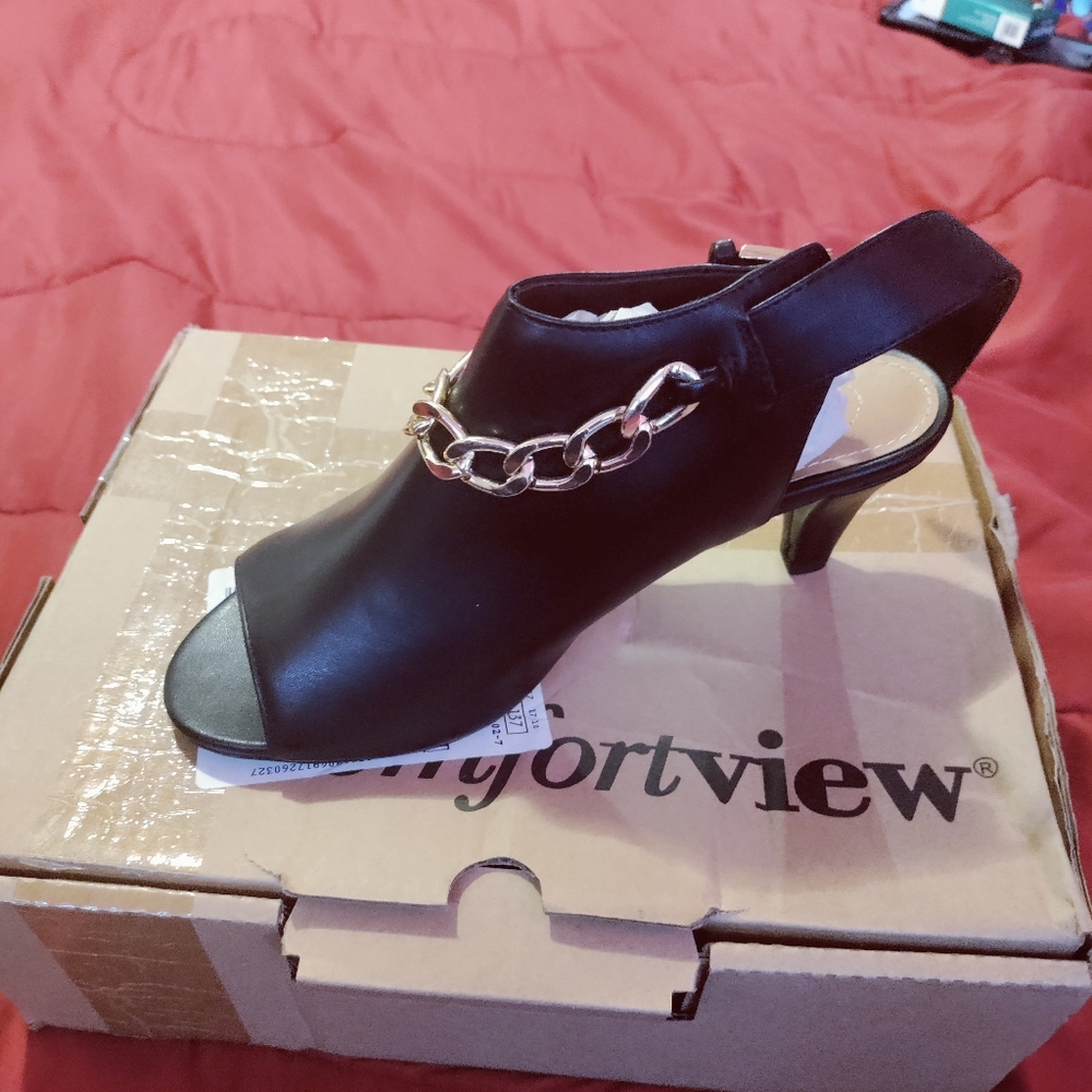 Black heel